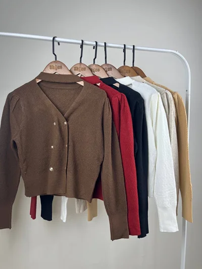 بافت جلو دکمه دار